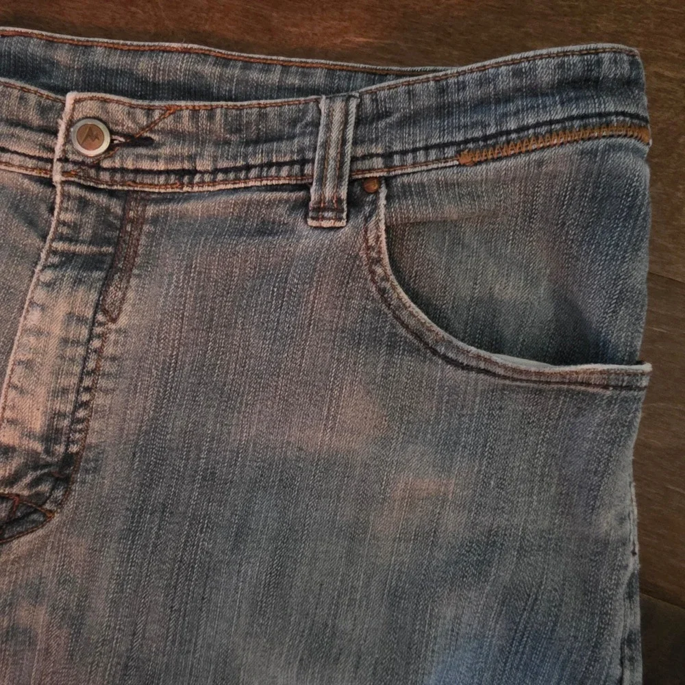 Mens Marmot distressed straight leg jeans denim light was size 38x31